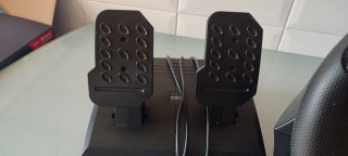Volante y Pedales Hori Apex RWA Inalámbrico PS4 /