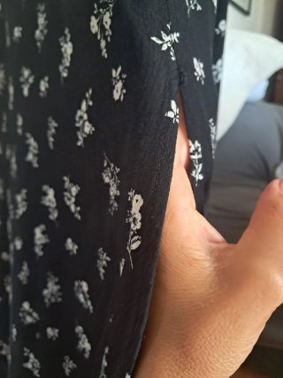 Vestido New Look floral negro talla XS