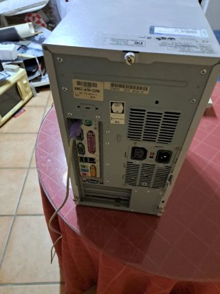 PC Fujitsu SCENIC Pentium 4 1600MHz