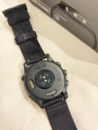 Garmin Forerunner 255 Music Negro