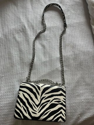 Bolso pequeño cebra blanco y negro nuevo