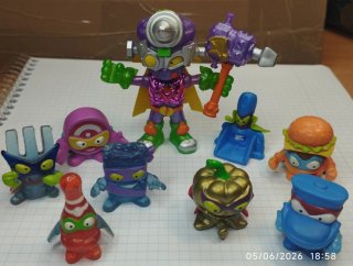 Superthings figuras kazcom Power kids.