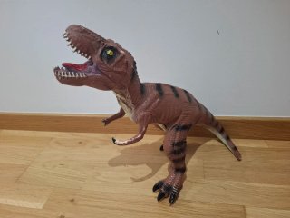 Lote 3 figure: 1 Drago e 2 T-Rex (1 con suono)