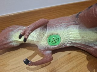 Lote 3 figure: 1 Drago e 2 T-Rex (1 con suono)