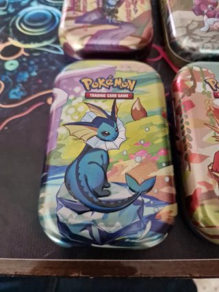 Latas Pokémon Trading Card Game