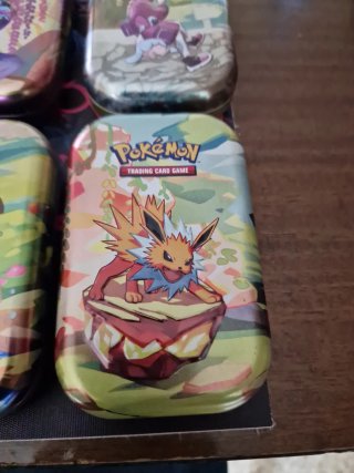 Latas Pokémon Trading Card Game