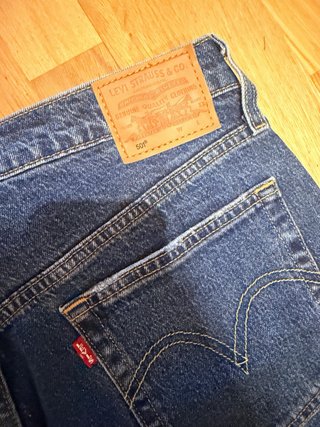 Levi's 501 Shorts Vaqueros Desgastados