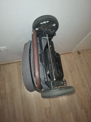 Silla de paseo marca Asalvo .muy buen estado