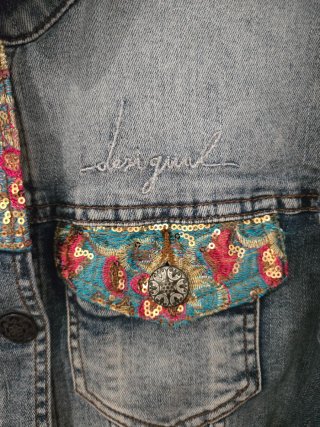 Chaqueta Desigual Bordada