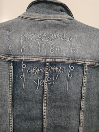 Chaqueta Desigual Bordada