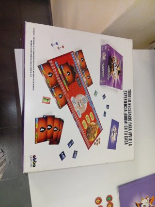Juego de mesa Boom! Famosa