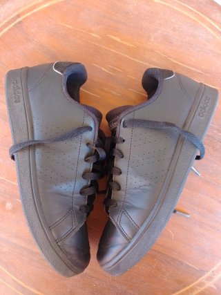 2 Zapatillas Fila Talla 38/39 y Adidas 37