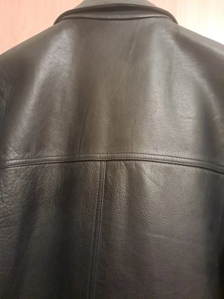 Chaquetón de cuero F & Co Talla XL