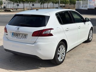 Peugeot 308 2015