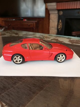 1:18 FERRARI 456 GT