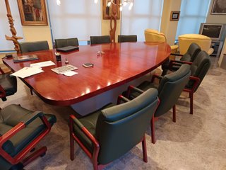 Mesa de reuniones madera maciza caoba