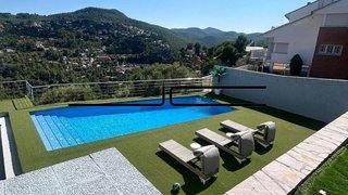 Chalet en venta en Corbera de Llobregat