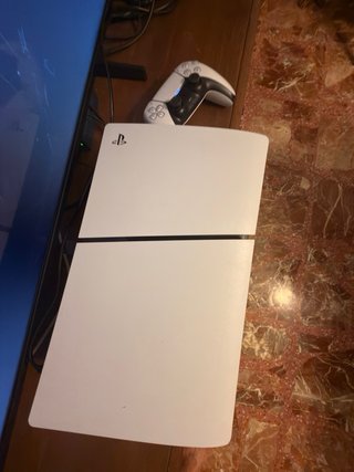 PS5 Slim 1TB con lector + mando (x2) + 3 juegos