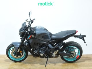 YAMAHA MT-09 (A2)