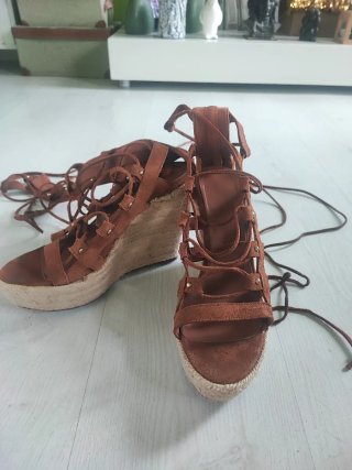 Sandalias gladiador Guts&love marrones