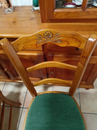 Mesa extensible y 6 sillas comedor