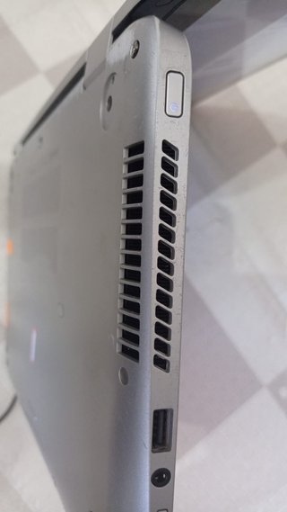 HP Laptop i3-4030U 4GB RAM 128GB SSD