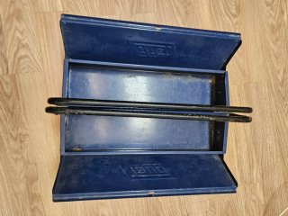 Caja herramientas metálica azul Tayg