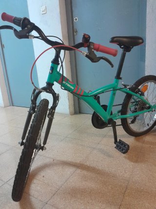 Bicicleta infantil Btwin azul