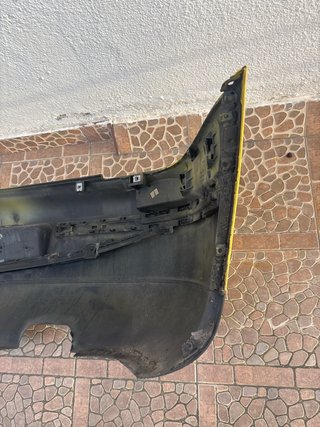 Parachoques Seat León MK1 Amarillo