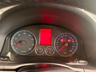 Volkswagen Golf Advance