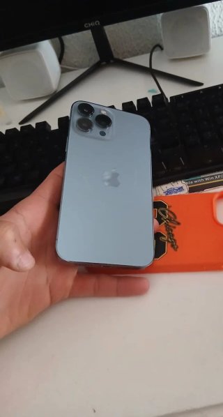 iPhone 13 Pro Max Azul en buen estado