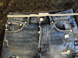 Shorts vaqueros Mango - Esitlo Desgastado y Roto