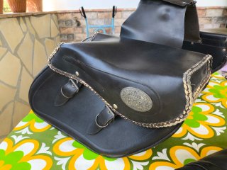 Alforjas de cuero para moto