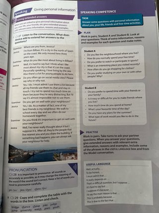 EXAM PROSPECTS 2 Student's book: libro de texto...