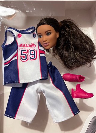 Barbie cabeza y conjunto deportivo Malibú 59
