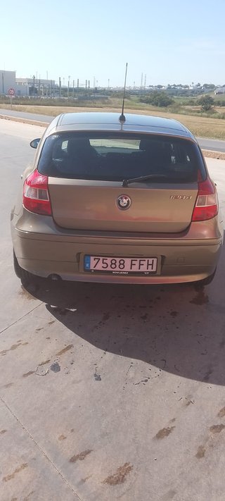 BMW Serie 1 120D (URGENTE)