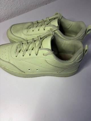 Zapatillas deportivas verdes