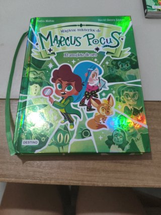 Libro mágicos misterios de Marcus Pocus