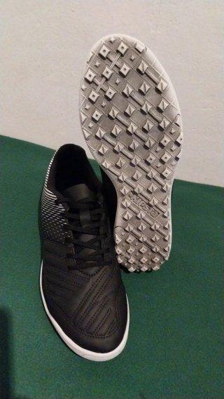 Zapatillas Kipsta Multitacos Talla 41.5