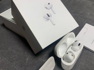 AirPods Pro 2ª Gen con estuche de carga