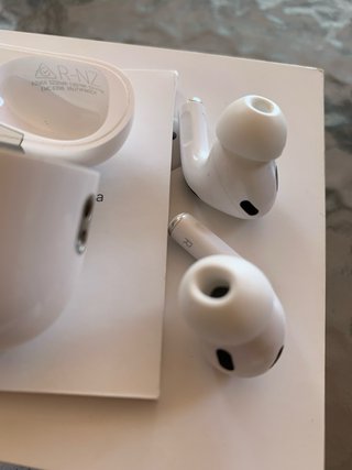 AirPods Pro 2ª Gen con estuche de carga