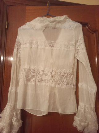 Camisa Lulú.it blanca volantes encaje talla M