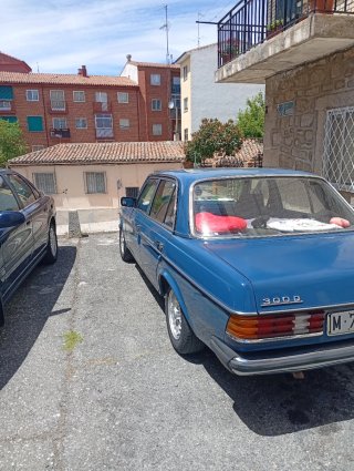 Mercedes-Benz 300d 1981