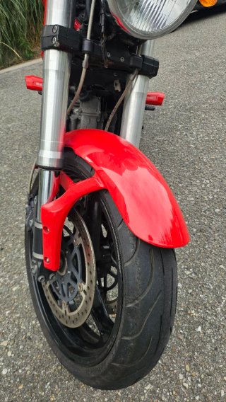 Ducati Monster 695