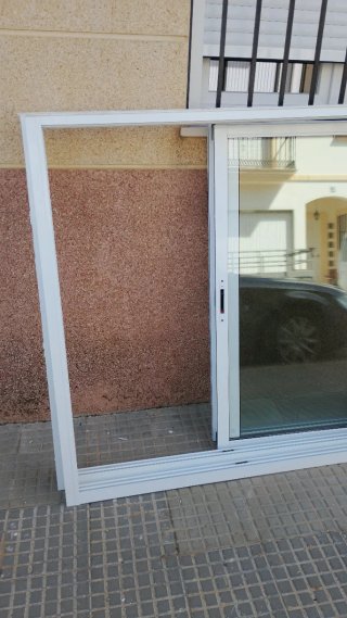 2 100Ventana corredera aluminio blanca