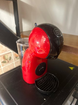 Cafetera Nescafé Dolce Gusto Mini Roja