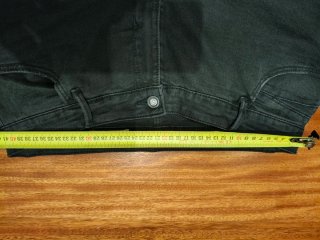 Pantalón vaquero negro