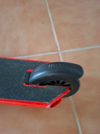 Patinete infantil azul/rojo