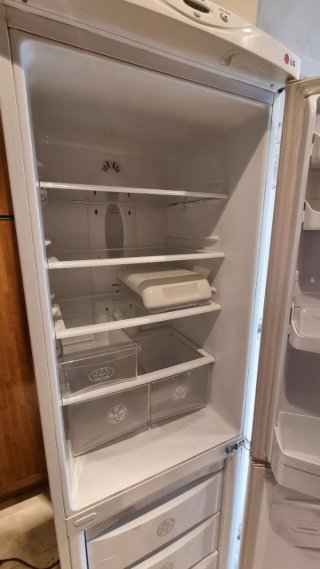 Nevera LG o repuestos