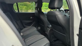 Peugeot 208 2021